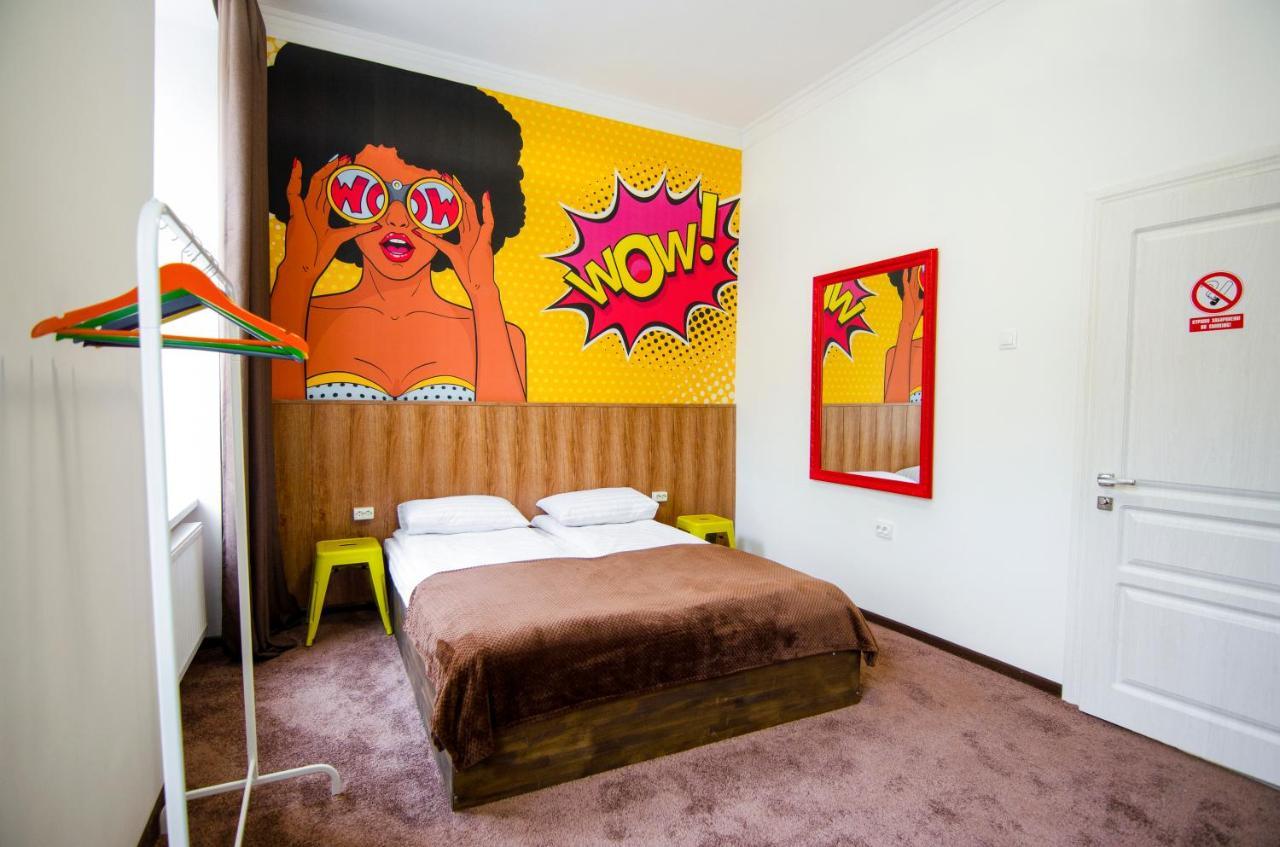 Pop Art Hostel Leópolis Exterior foto