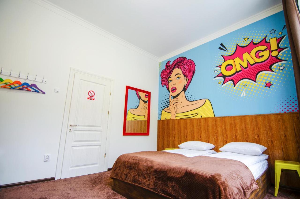 Pop Art Hostel Leópolis Exterior foto